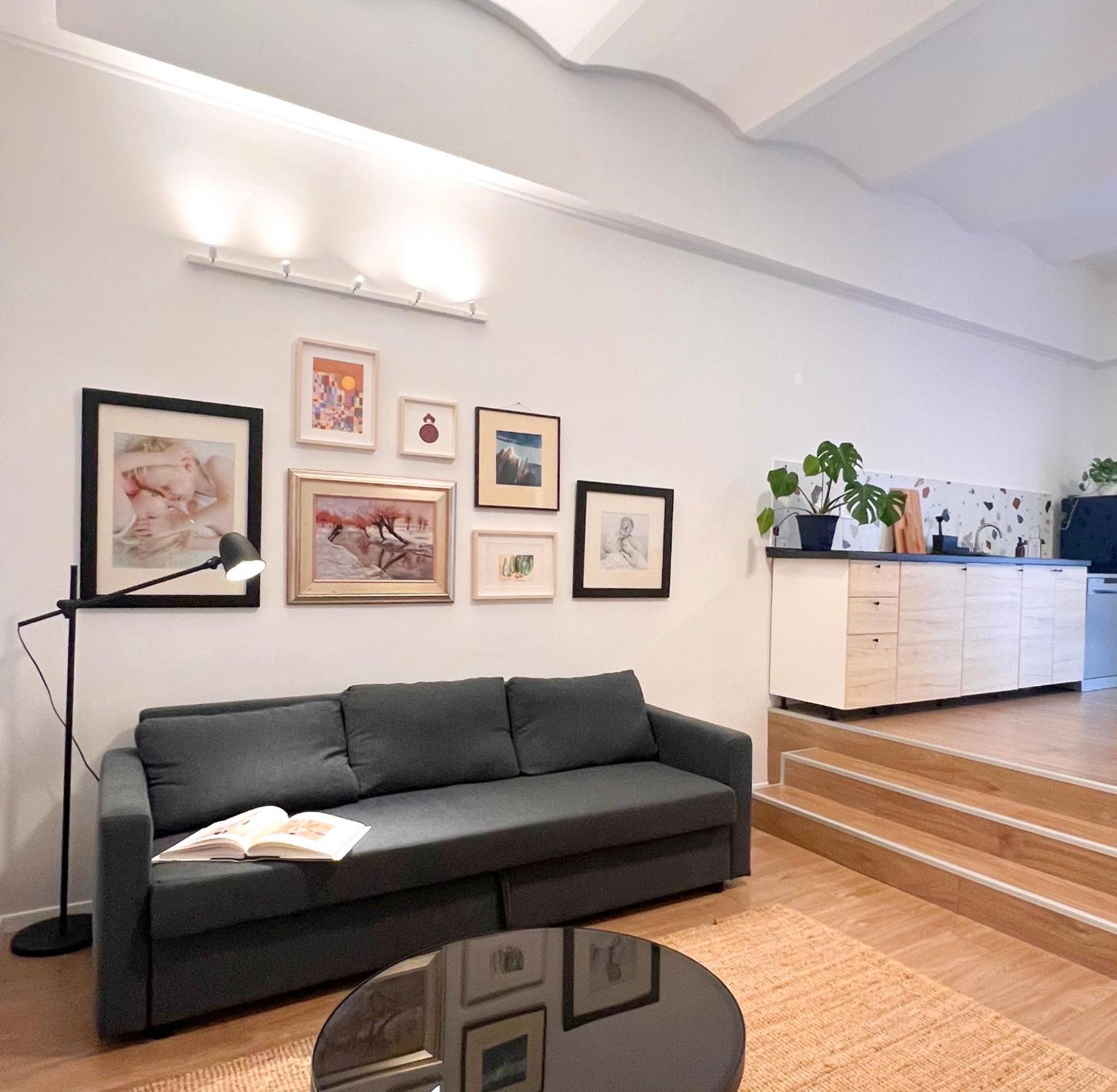 Aumetz Square Apartment Idrija Eksteriør bilde