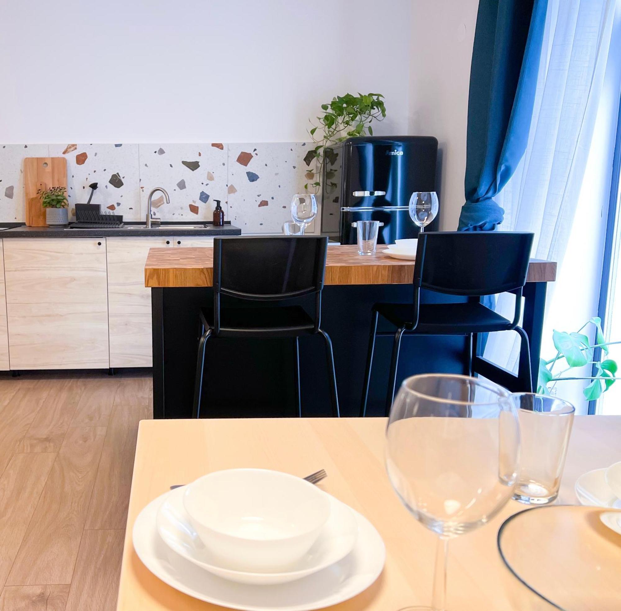 Aumetz Square Apartment Idrija Eksteriør bilde